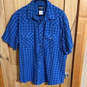 Wrangler Men's Casual Blue Checkered Shirt